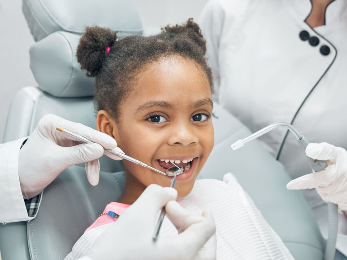 A importância da primeira consulta odontológica infantil